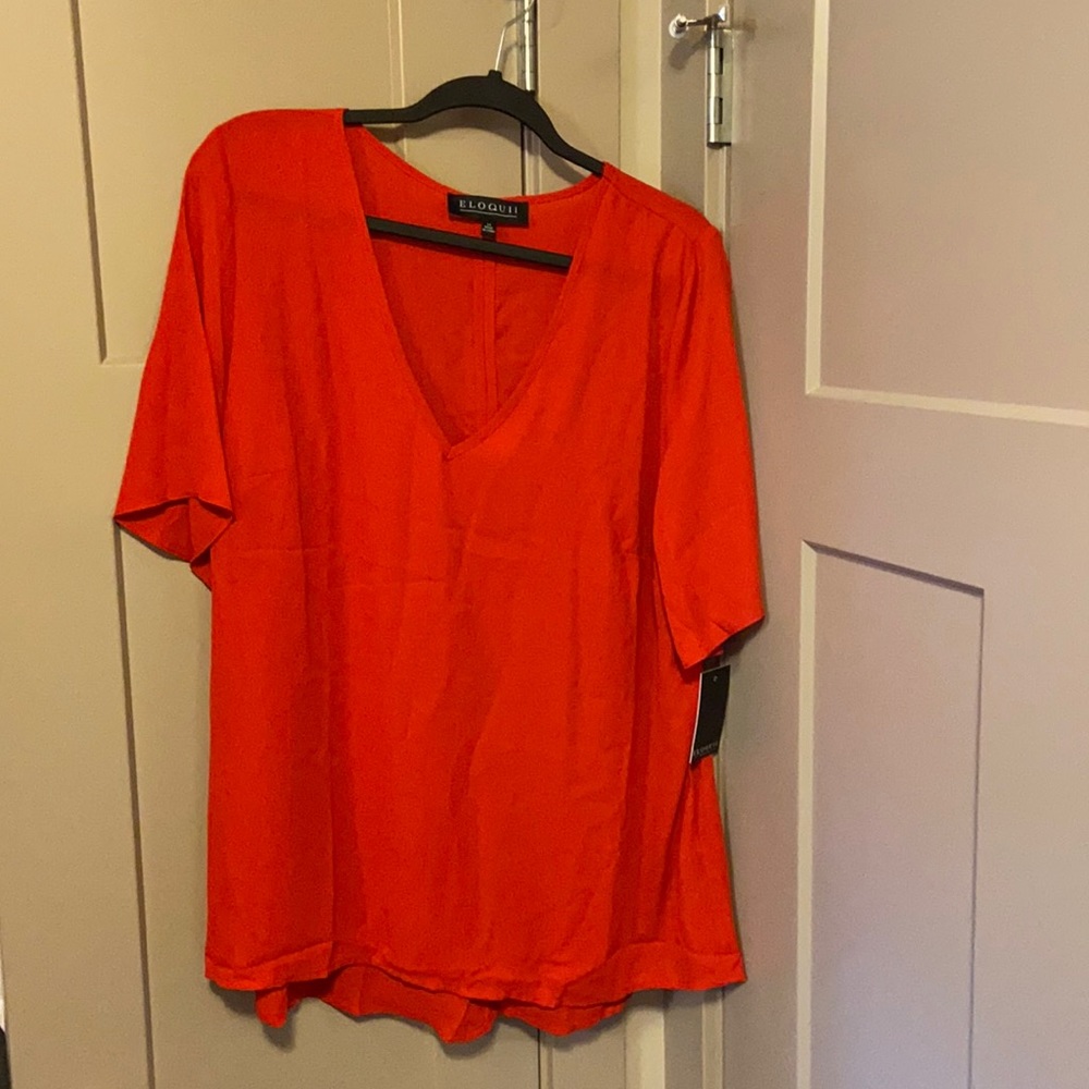 New Eloquii Top with cute back detail US14